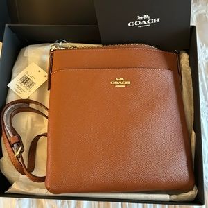 COACH Crossgrain Messenger Crossbody Gd/1941 Saddle NEW WITH TAGS AND GIFTBOX